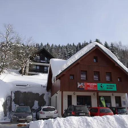 Harrachov Apartman דירה הַרָכוֹב