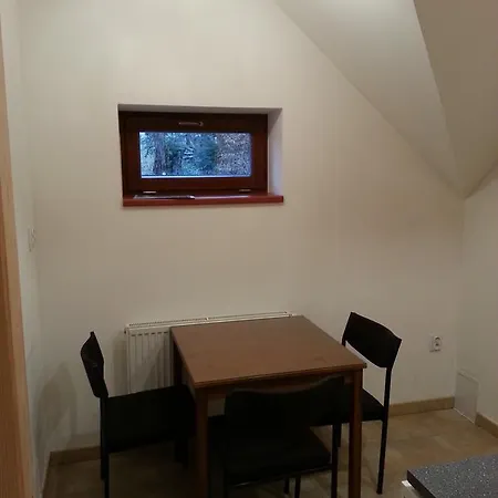 Harrachov Apartman דירה *